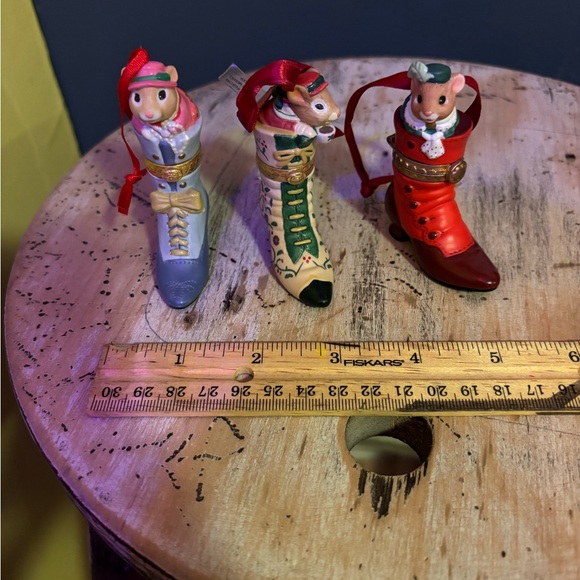 Hallmark Fashion A Foot series - Picture 5 of 6